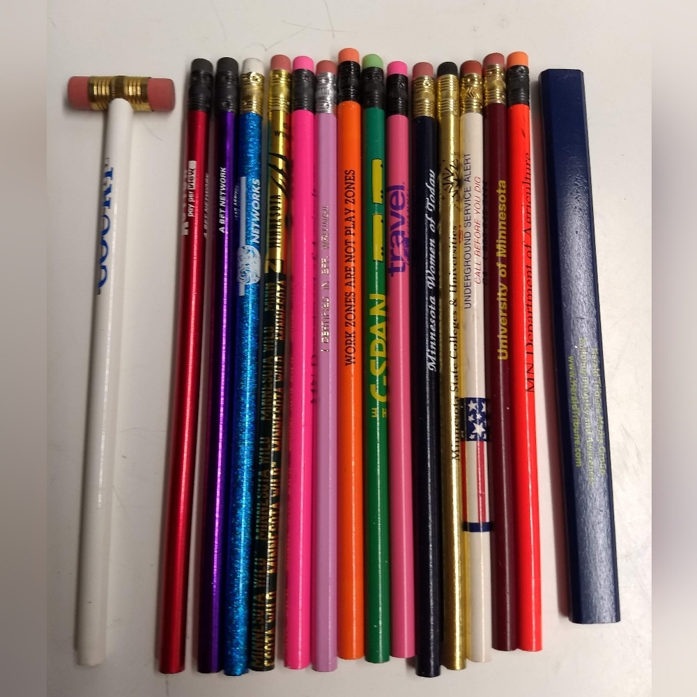 Lot of 16 Collection of Collectible New Promotional, advertisement & Souvenirs